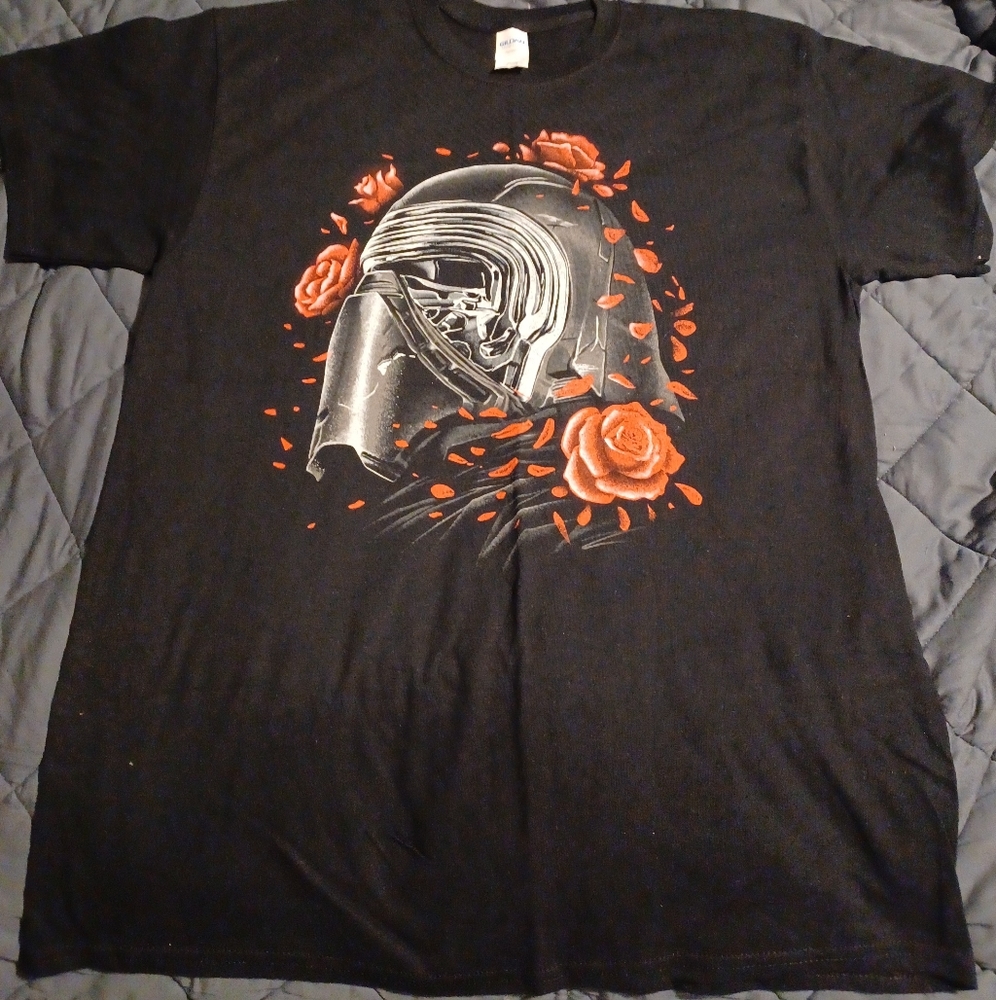 Star wars Kylo Ren Roses Once Upon a Tee shirt NEW large black red